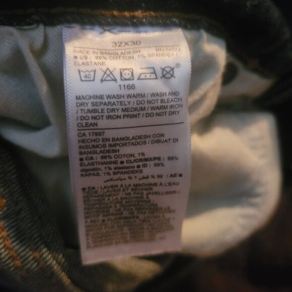 Old Navy Men's Slim Fit Jeans 32x30 - Picture 5 of 5